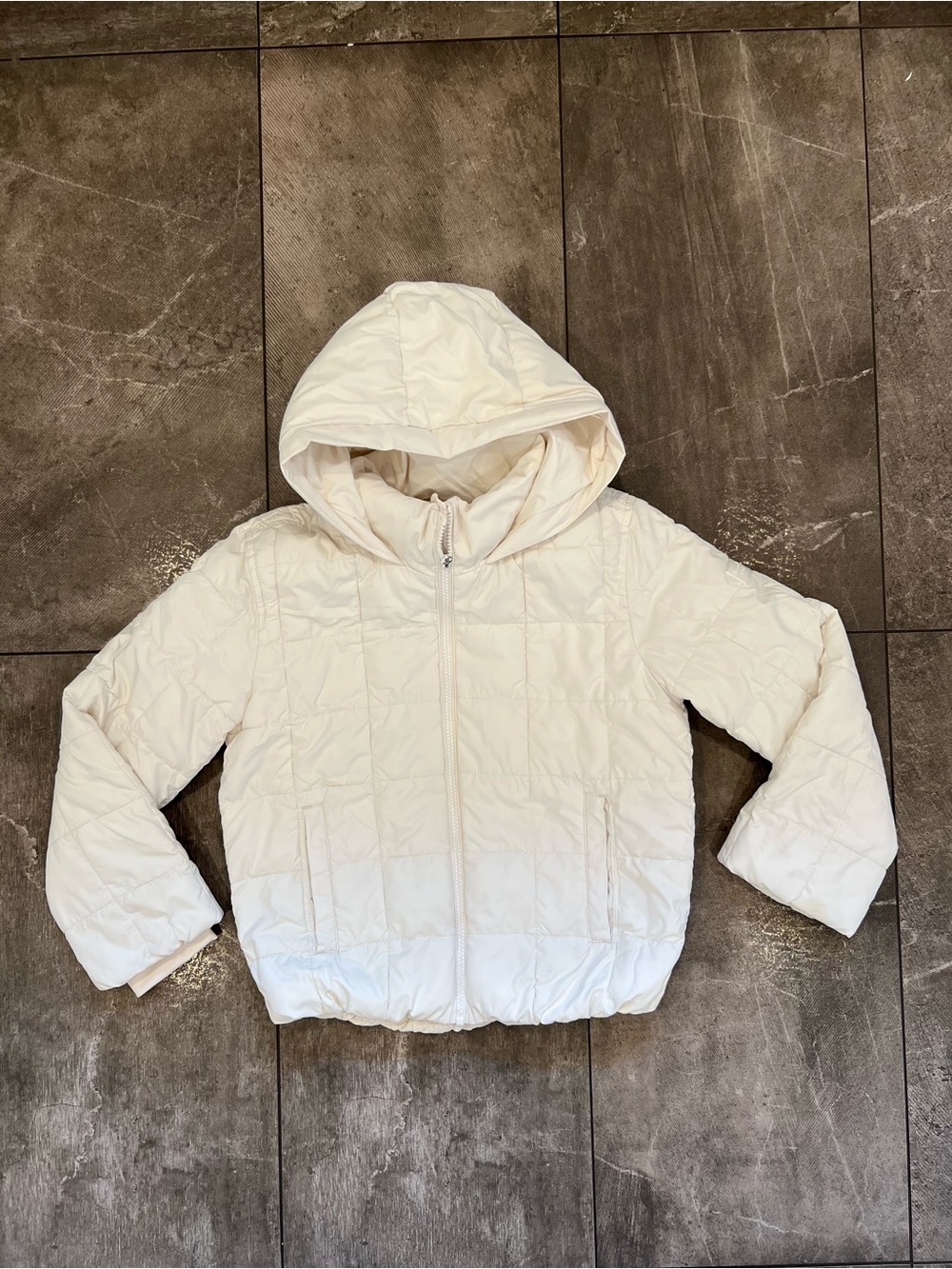 Abercrombie kids white puffer jacket size 9/10
